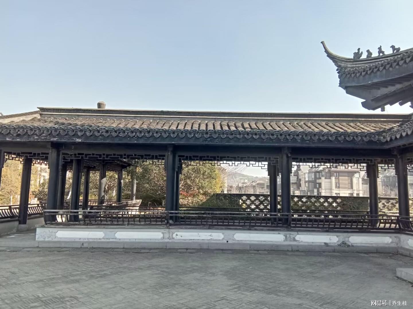 b体育下载-妻子任副县长后，向我提出离婚，一年后我的舅舅调来担任市委书记