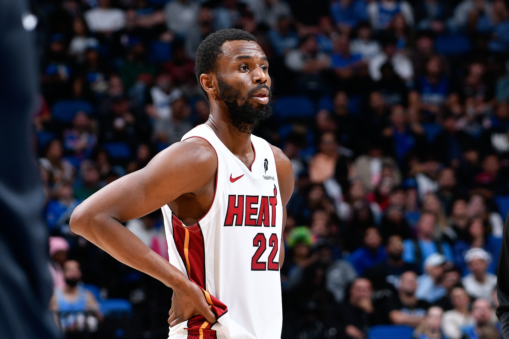 b体育下载-维金斯？波普？八村+文森特+克内+克莱伯+选秀权到底能换来什么？